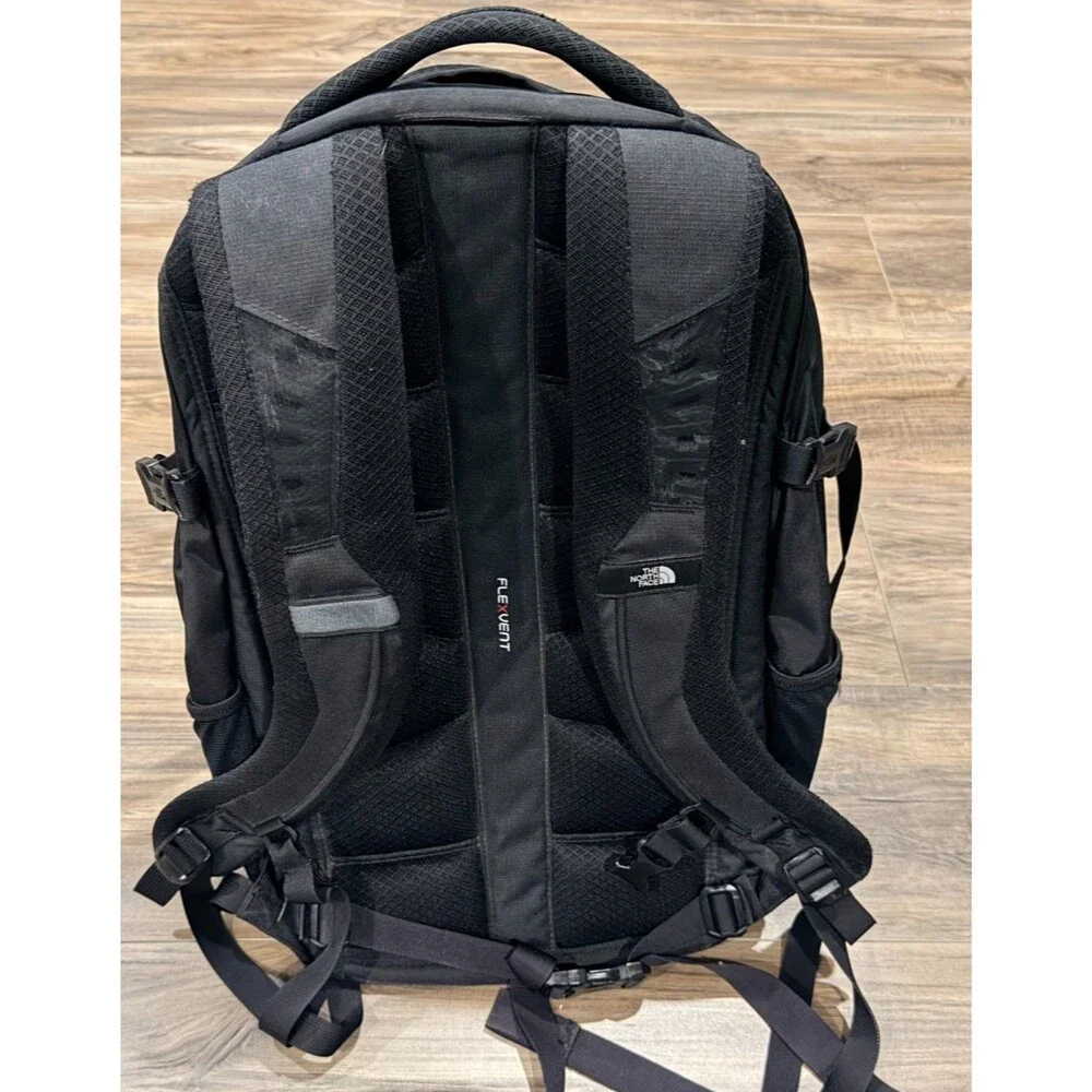 The North Face Fall Line Flexvent Laptop Utility Sport Backpack Black With Logo